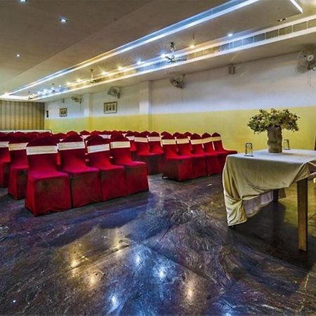 Hotel Akash Sarovar 푸룰리아 외부 사진