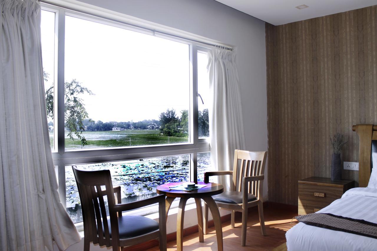 Hotel Akash Sarovar 푸룰리아 외부 사진