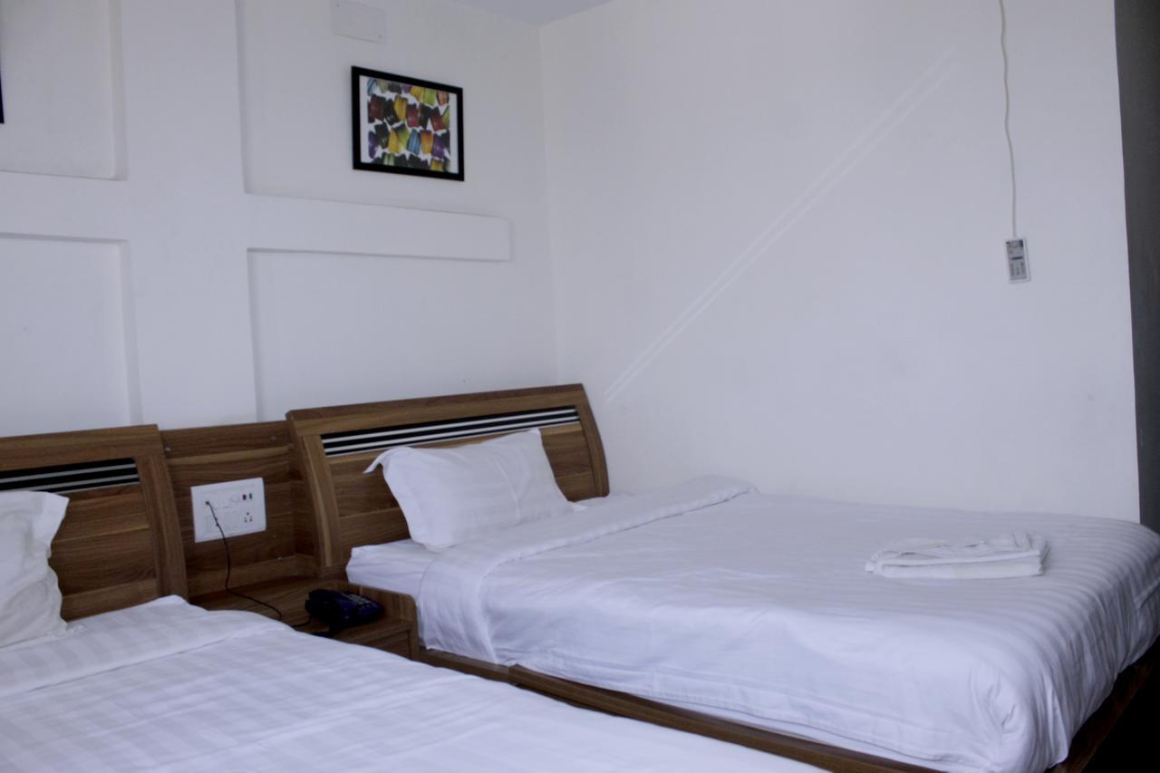 Hotel Akash Sarovar 푸룰리아 객실 사진
