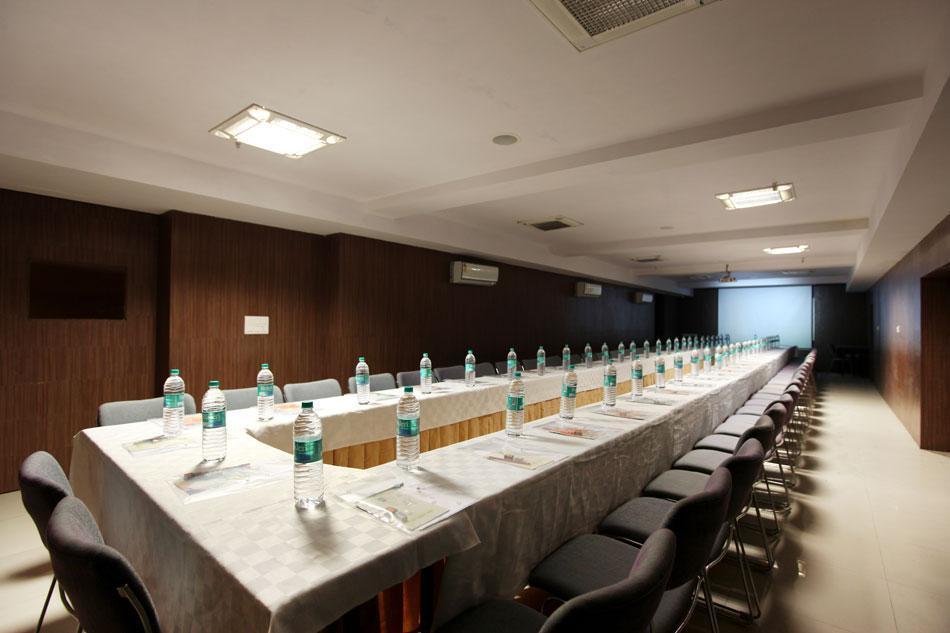 Hotel Akash Sarovar 푸룰리아 외부 사진